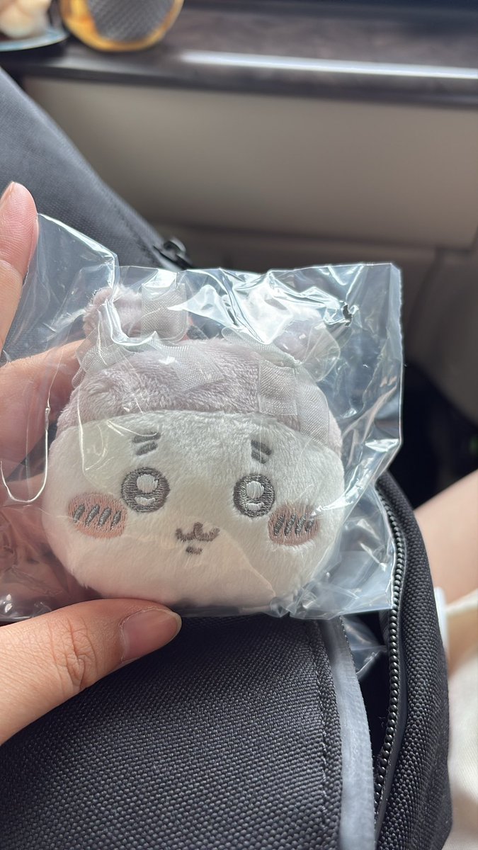 GasvbqC's tweet photo. 『再募集』

【交換】ちいかわ マスコットミラー リボン

譲:古本屋

求:うさぎ

郵送にての交換難しいと思いますが
お気軽にお声がけ下さい。
よろしくお願い致します。 https://t.co/VVp5I5IBVG