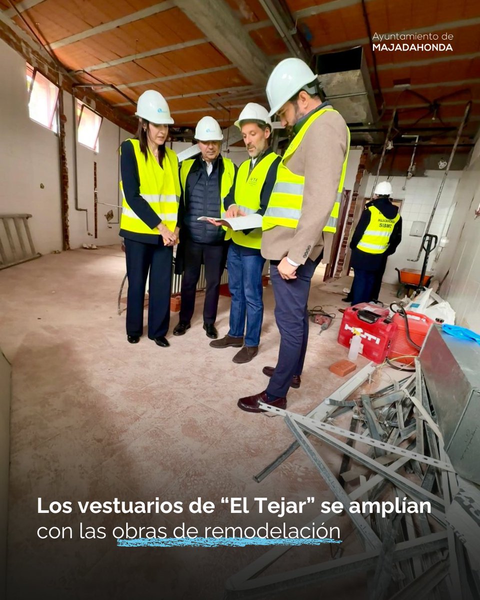 🏀👷El Polideportivo “El Tejar” duplica sus vestuarios gracias a las obras de remodelación que concluirán en primavera.

🔹La alcaldesa <a href="/Lola_Moreno__/">Lola Moreno</a> y el concejal de Deportes <a href="/anunezve/">ALEJANDRO N</a> han visitado la obra en las que se está invirtiendo + de 400.000€

majadahonda.org/noticias/-/ass…