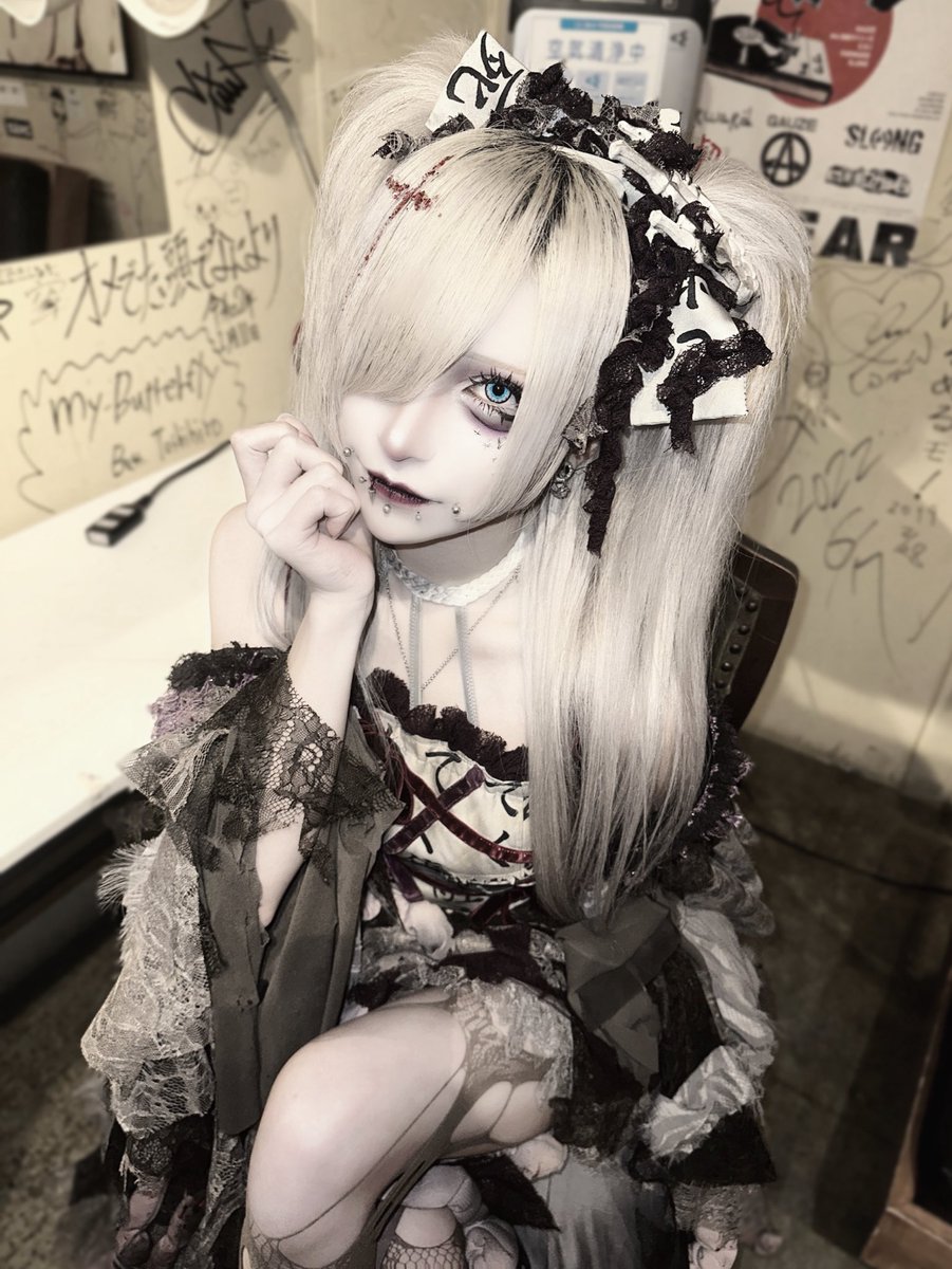 マーキュロ 紫月レンゲ 7代目 卓上パネル 紫月レンゲ (@renge_mercuro) • Instagram photos and videos