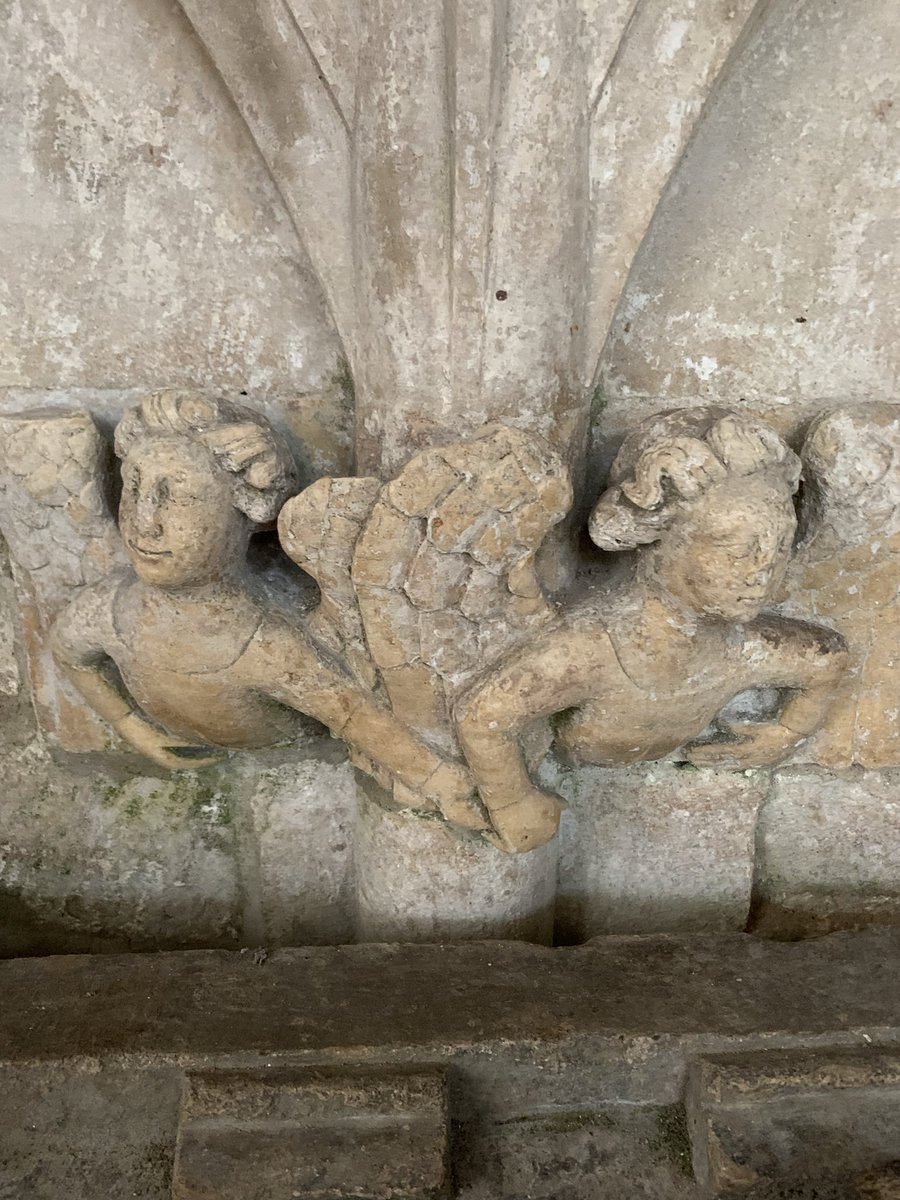 Angels holding hands.
St Mary’s
#Welwick