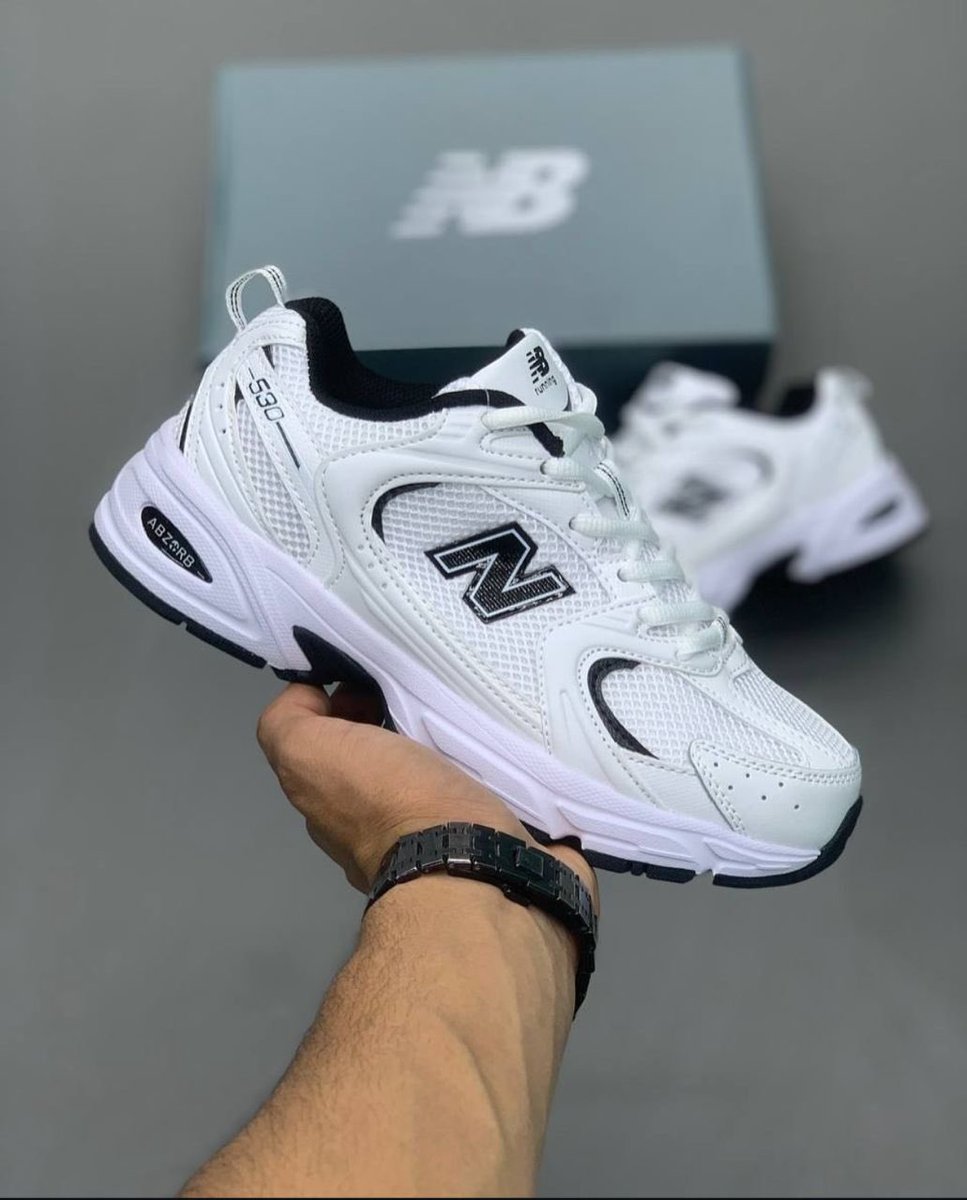 Girlies 
F1: 28000
F2:26000
Adidas                      Or                   New Balance?