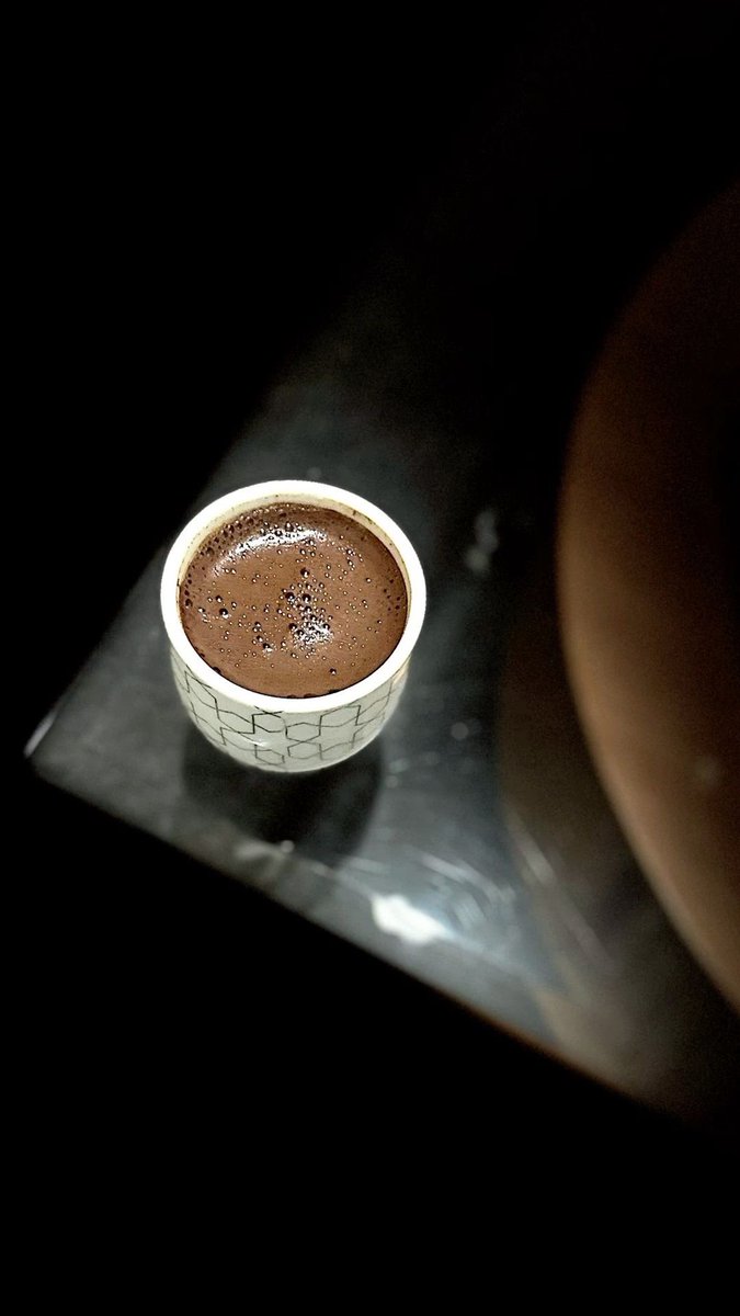 al__yh's tweet photo. “#قهوة_المساء .. لحظة حب”☕️🤎 https://t.co/A9iZo2uSOr