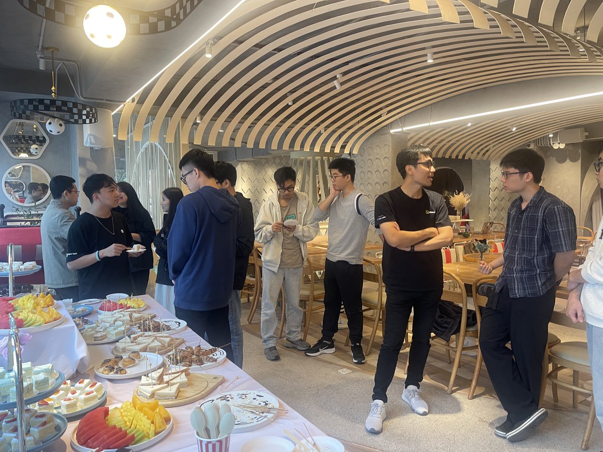 MovementHubHN's tweet image. Mặc dù trời mưa gió nhưng các Movers vẫn tới tham gia sự kiện Defi Chủ Nhật vừa rồi tại Hà Nội của Movement Hub!

Cảm ơn ser Jones từ @nerdlabsHQ đã lead một buổi demo rất thực tế và hữu ích

Hẹn mọi người những lần event tới🧘