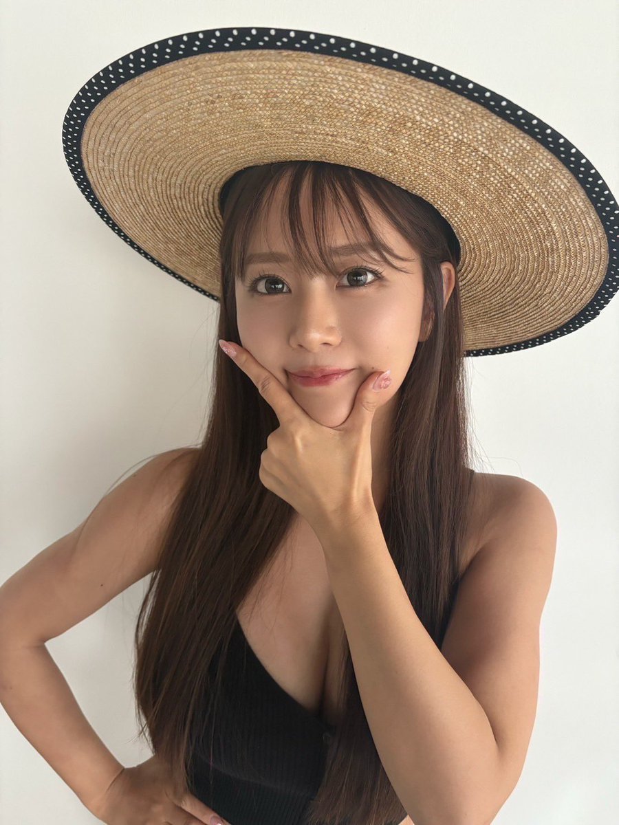 大好評発売中！ ＼ 『BRODY12月号』増刊号表紙には声優の #井口裕香