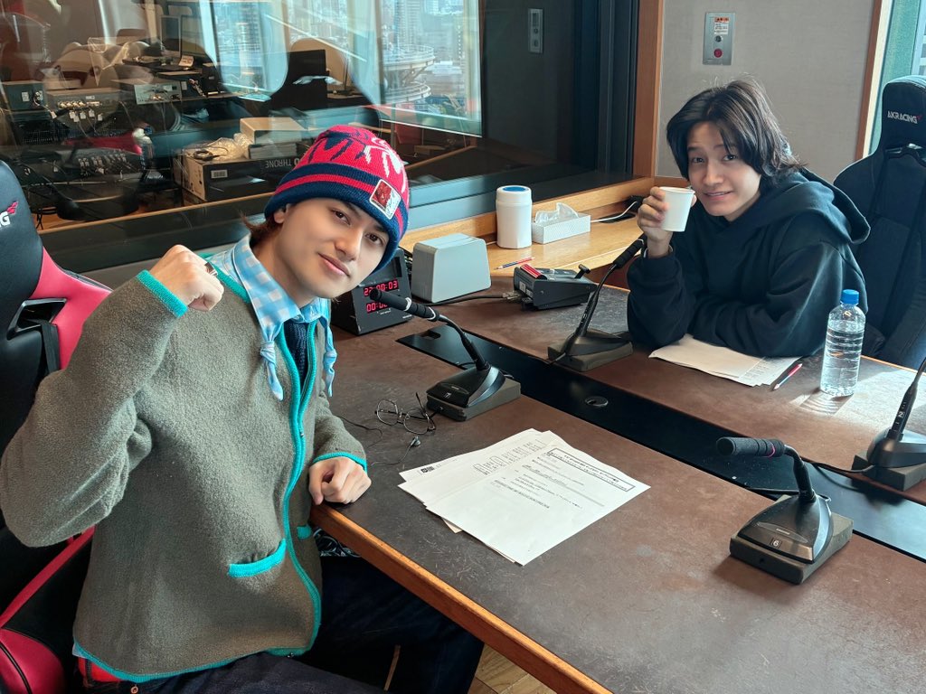 今夜の担当は！

#Aぇǃgroup
#小島健 
#佐野晶哉

小島くんの今日の
ファッション解説からスタート。
止まるところを知らない服への愛。

寒さや乾燥に気をつけながら
今夜もぜひ最後までお聞きください

ポストは「#Aぇヤンタン」で！