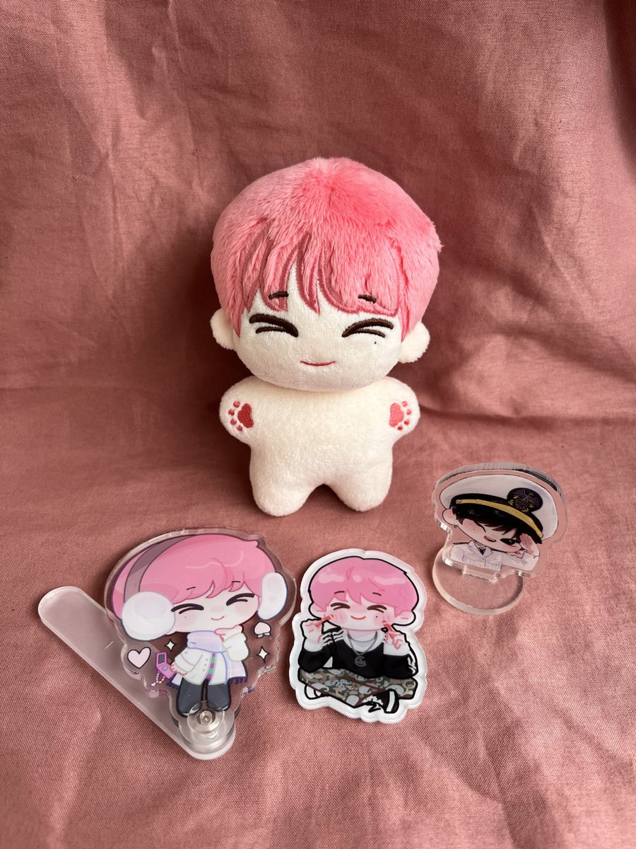 luv_hooniee's tweet photo. wts lfb ph

enhypen 10cm human doll

10cm QQyu + ears + tail 
– ₱525 + lsf 

10cm Xiaonu
– ₱580 + lsf

— onhand
— complete inclusions 
— good condition
— payo/1 week dop

reply/dm if interested♡ https://t.co/0cRhVDR81Q