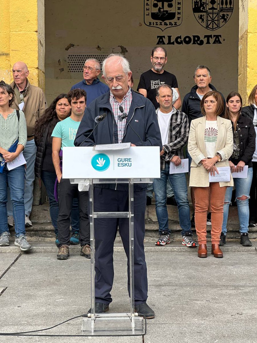 Agirre lehendakaria gogoan, konpromisoa berretsi du haren iloba Xabier Agirre Arizmendik: "Geure aniztasunetik eta geure eguneroko lanaz, herritar librez osatutako herri librea eraikiko dugu".