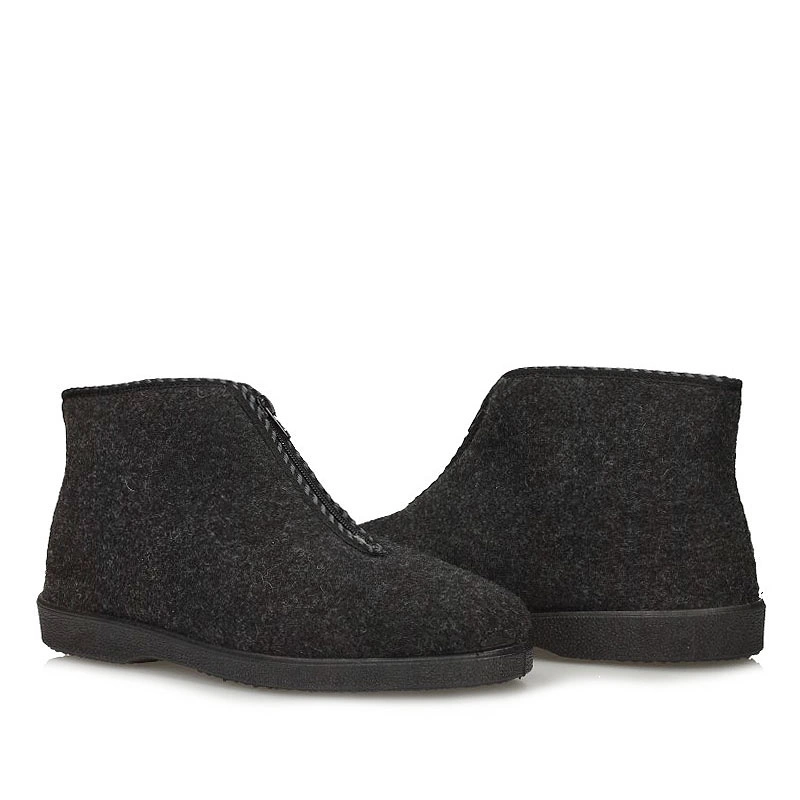 Bortex_company's tweet image. ❄️ Zima sa blíži... a my sme pripravení! 🧦
Teplučké kapce z ovčej vlny – pohodlné, hrejivé a štýlové.
Len za 9,99 € 🧡
Nájdeš ich v predajniach BORTEX Námestovo &amp;amp; Nováky.
👉 bortex.sk
#BORTEX #Zima #Kapce #TeploNaPrvyPohlad