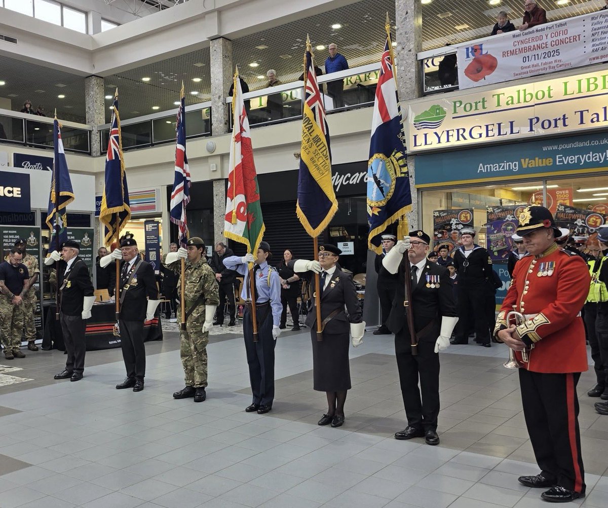 trudydavies1964's tweet photo. PoppyAppeal #RoyalBritishLegion #RBLWS  south Wales - happy &amp; honoured to travel down to Aberafon to their Poppy Appeal launch to represent Llanidloes RBLWS 
@PoppyLegion #SouthWales https://t.co/Dve3JkzFkQ