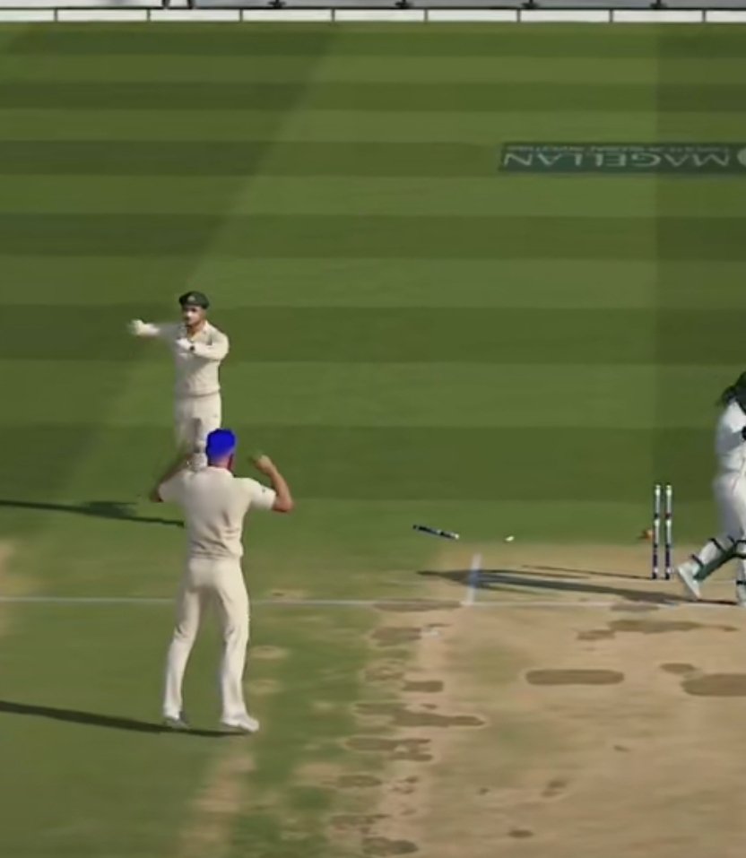 GWSharpy's tweet image. This screen grab is from ashes cricket. 
Look at the pitch. Worn. With footmarks... the stumps on the ground. 
All things that dont happen in Cricket 24.
Here's hoping the finer details are back in Cricket 26. 🤞🤞🤞
