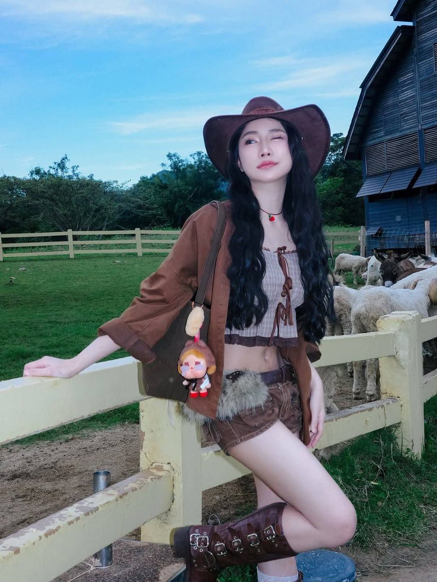 PopFai Official tweet media