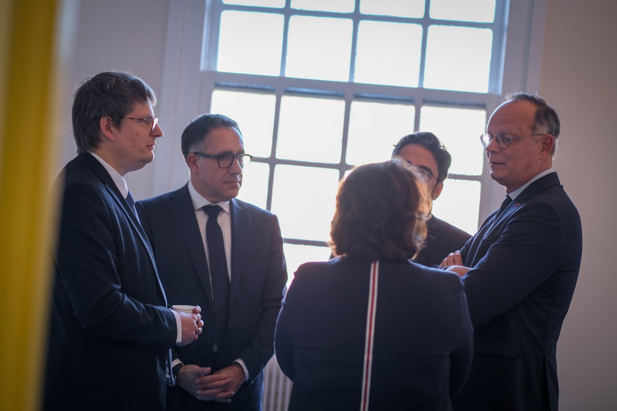 Horizons tweet media