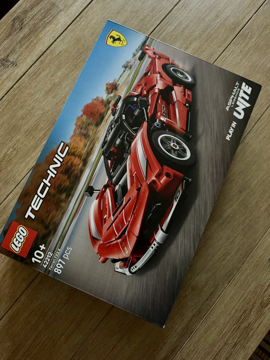 Феррари на ДР в 10 лет норм? Мне бы зашло, но я вообще понятия не имею, чем сейчас дети интересуются.