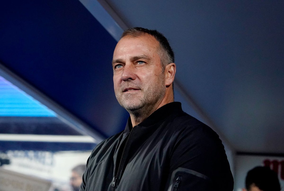 🚨💙❤️ Hansi Flick: “I really love this club, I love the players, I love everything surrounding it. I am very happy in Barcelona”.