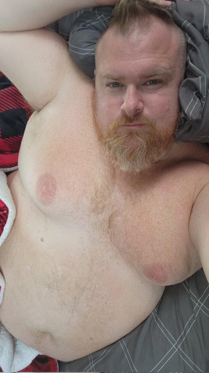 I love waking up in my own bed after a long weekend away, but damn, do I miss having a man to cuddle up to - taking applications for a live-in fuckbud 😈