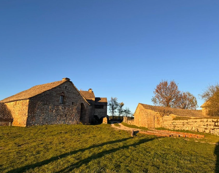 Els comuns que integren la Comissió de Gestió de la <a href="/VMPC_Andorra/">MadriuPerafitaClaror</a>  estan visitant l’Entente <a href="/caussescevennes/">Causses & Cévennes</a>, amb qui estem agermanats des del 2019, amb l’objectiu de compartir experiències i bones pràctiques en la gestió i preservació del patrimoni natural i cultural.