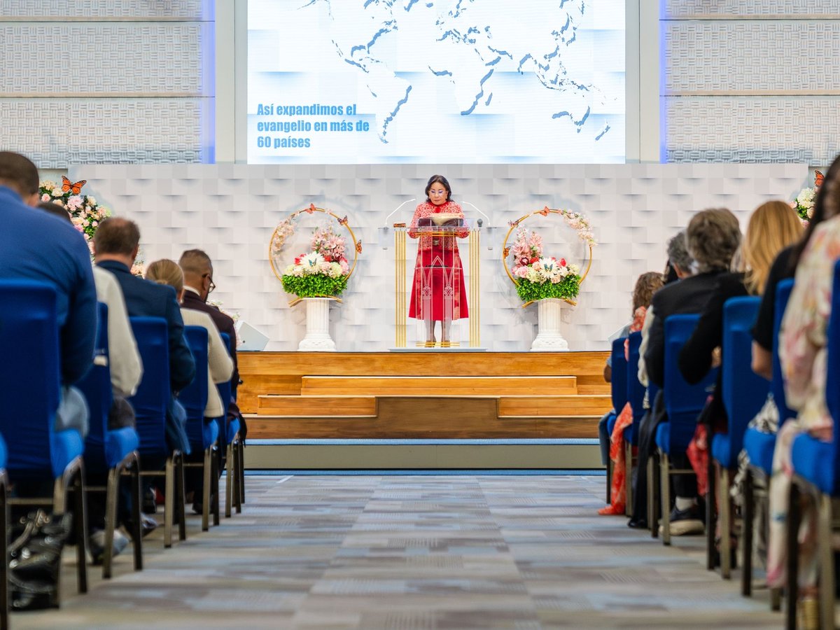 MLPiraquive's tweet image. Fotografías de la enseñanza Lucas 15, presentada el 2 de noviembre de 2025 en las sedes de la Iglesia de Dios Ministerial de Jesucristo Internacional. 
Enlace a la enseñanza: youtu.be/1F39k9YXUF8