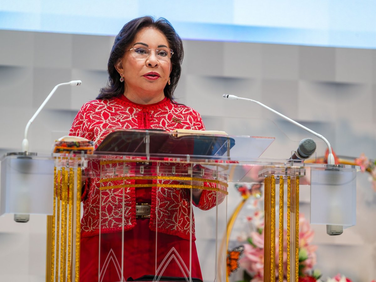 MLPiraquive's tweet image. Fotografías de la enseñanza Lucas 15, presentada el 2 de noviembre de 2025 en las sedes de la Iglesia de Dios Ministerial de Jesucristo Internacional. 
Enlace a la enseñanza: youtu.be/1F39k9YXUF8