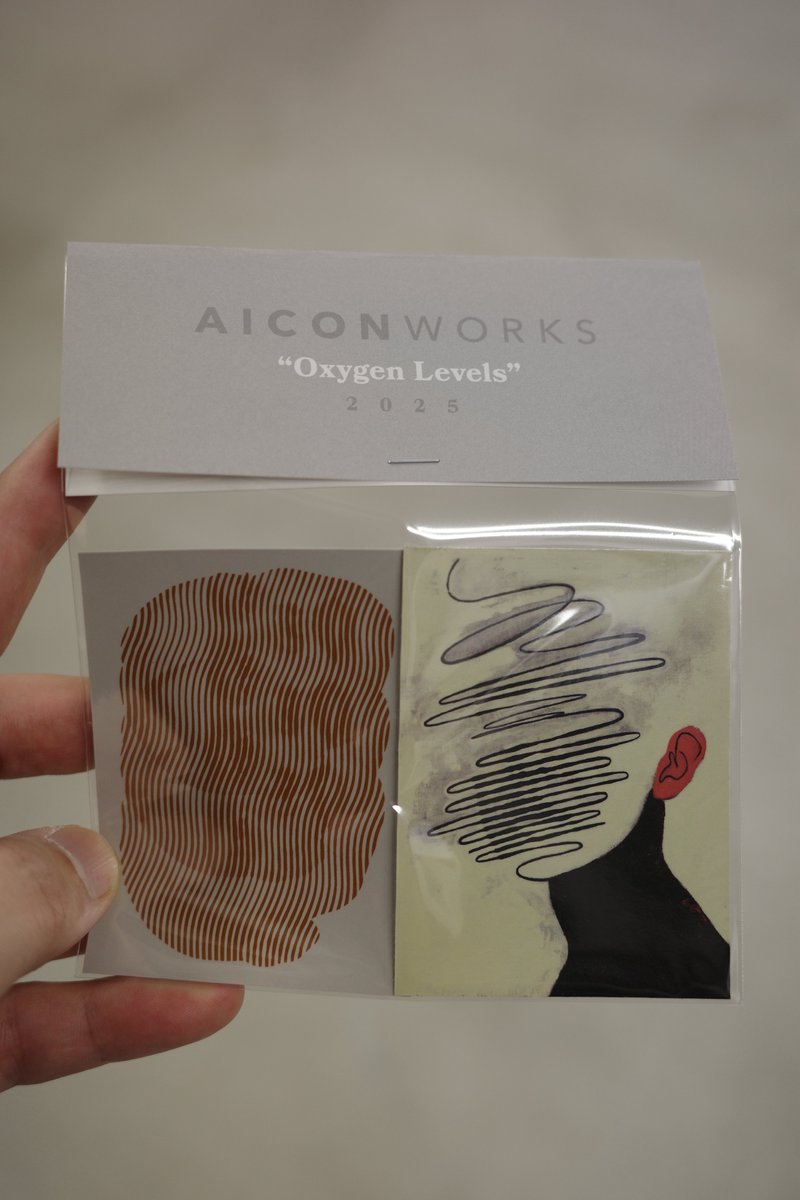 AICON Solo Exhibition「Oxygen Levels」 @ FLOAT

3年前の個展で観た時も既に有名だったと思うけど、まさかあれからJINSやXG、スチャとコラボなんかで一気に知名度上がるとは思わなんだ。アパレル出してもすぐ売り切れですごい。ステッカーを購入。