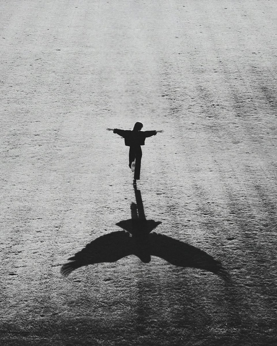 Mini Archillect (@miniarchillect) on Twitter photo 