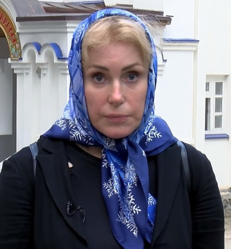 «Плясали под Сердючку - пора начать охоту на слушателей!» Мария Шукшина предложила выявлять и карать за прослушивание песен Ротару,Вакарчука и Сердючки - и kacaбi спорят: патриотизм ли это или возрождение доносительства? Под её посто м отклики:- «она просто защищает родину».