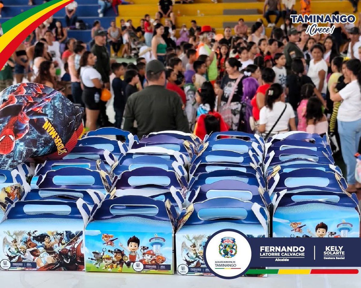 Alcaldia_Tami's tweet photo. 𝗗𝘂𝗹𝗰𝗲s 𝗽𝗼𝗿 𝗹𝗮 #𝗣𝗮𝘇 🌈
En cada sonrisa, en los dulces compartidos y en la mirada inocente de nuestros niños y niñas se sintió el significado de la paz.
Llegamos a nuestros corregimientos #Remolino #ElManzano #Granada #ElTablon #ElParamo #Curiaco y #Charguayaco ✨ https://t.co/VOVeFvAltJ