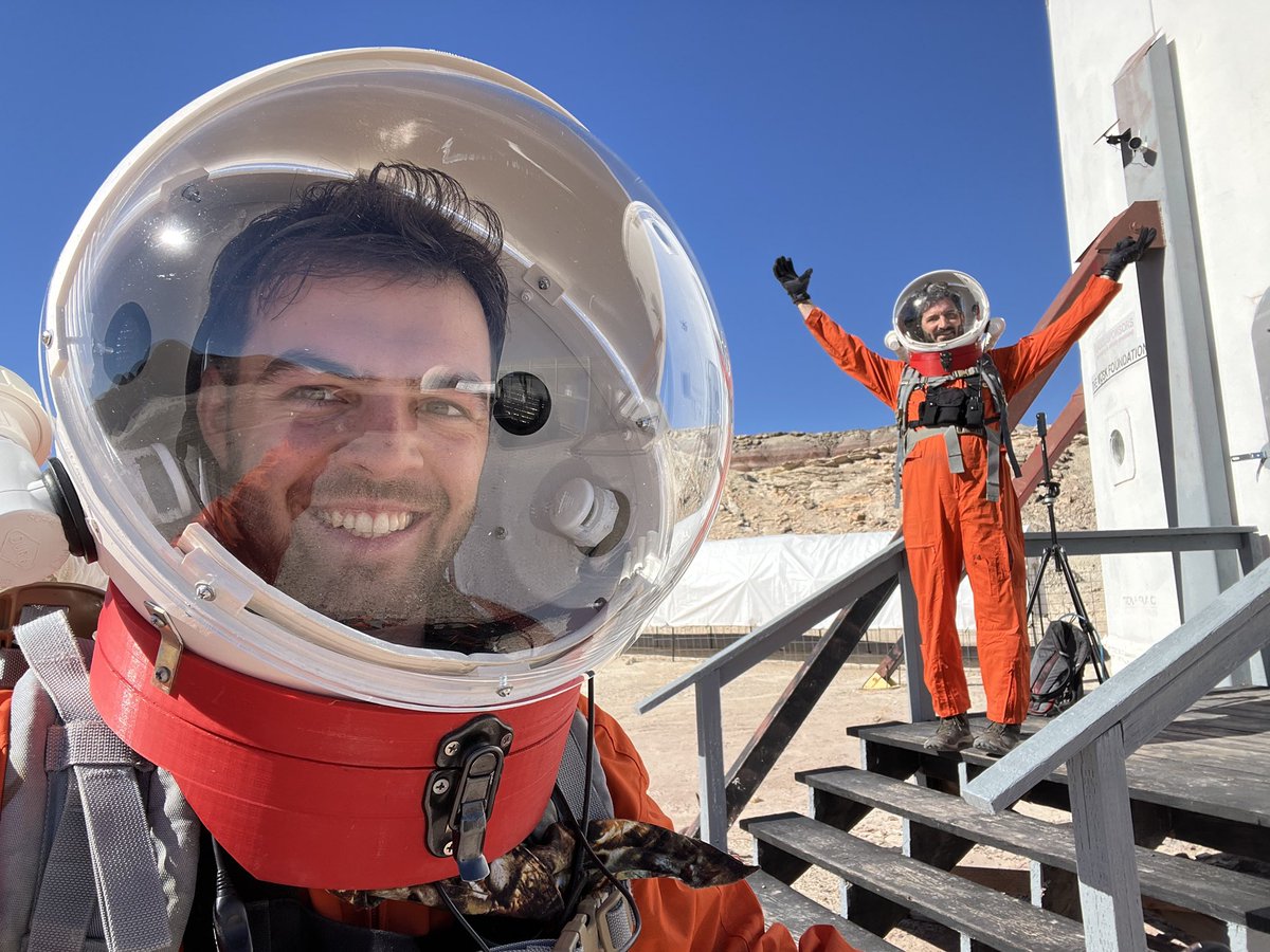 Latest report and photos from MDRS Crew 321

m.facebook.com/story.php?stor…