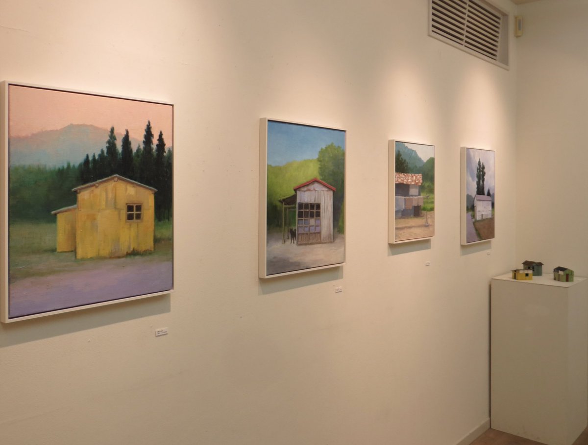 ishi_mit's tweet photo. 今日11月5日から日暮里の櫻木画廊で個展が始まりました。
16日まで(月、火曜休み)
是非ご覧下さい。 https://t.co/pyxn3zmCLN