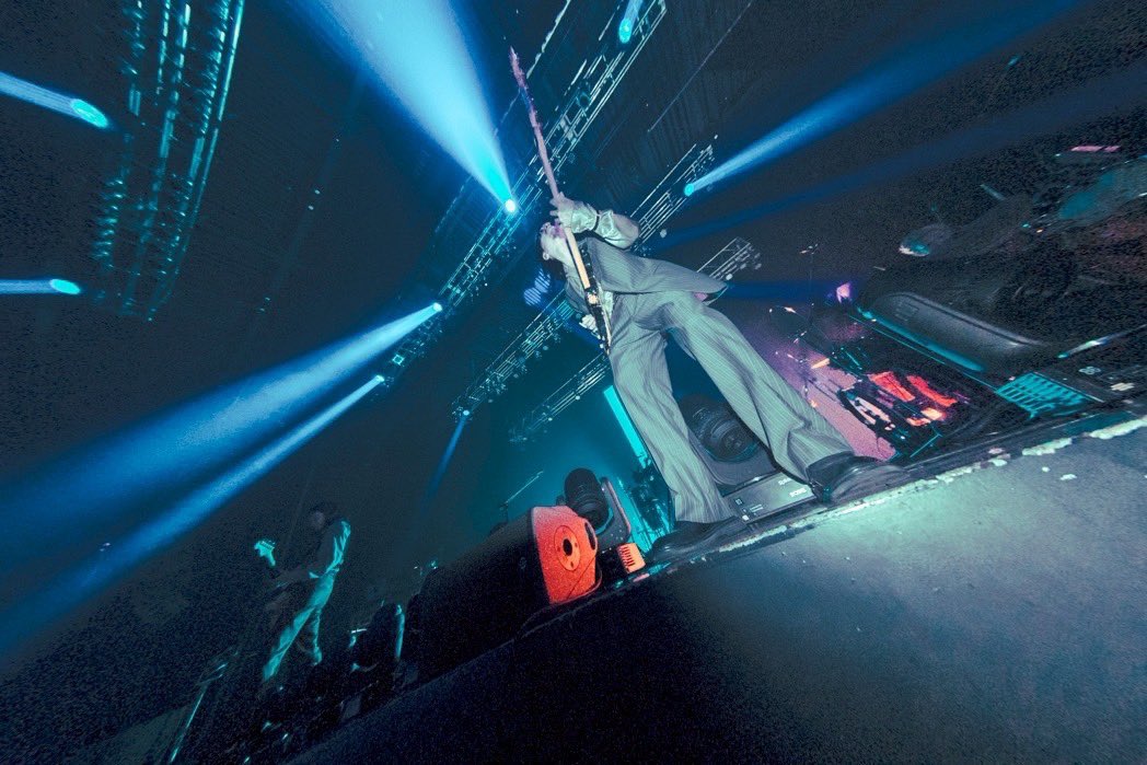 tempalay's tweet image. Thank You!!!!!!

Tempalay &quot;Naked 4 Satan&quot; Tour 2025
at KT Zepp Yokohama

お越しいただいたみなさま、スタッフのみなさま
ありがとうございました。
お久しぶりのワンマン公演、楽しんでいただけたでしょうか？

next ⇒11.13 at Zepp Osaka Bayside
tempalay.lnk.to/n4s_tour2025

photo by @tya__han