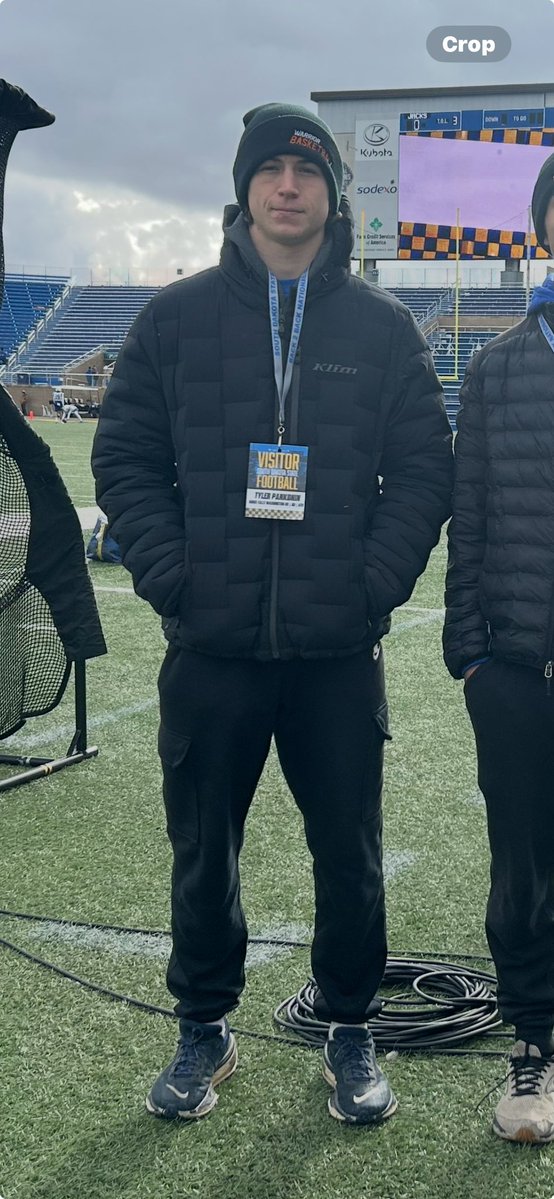 Thanks <a href="/Coach_Benedetto/">Vince Benedetto</a> and <a href="/GoJacksFB/">SDSU Football</a> for the game day invite! <a href="/CoachDtjackson/">Dan Jackson</a> <a href="/MrRyan_Evans/">Ryan Evans</a> <a href="/WHS_Fball/">Sioux Falls Washington Warriors</a>