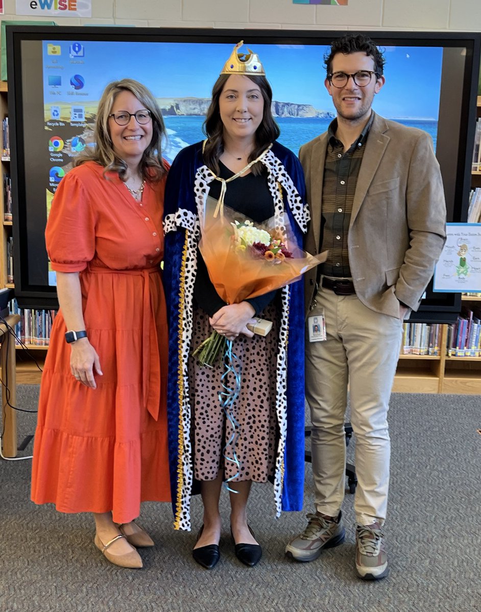 Congratulations to our 2025-2026 Teacher of the Year!!! 🥳💙🧡 Mrs. Meaghan White is a beloved 5th grade teacher at Mills Park Elementary. We love her kindness, her dedication to her students, and all of her professional contributions. She embodies PRIDE at MPES! 🧡💙 Congrats!🎉
