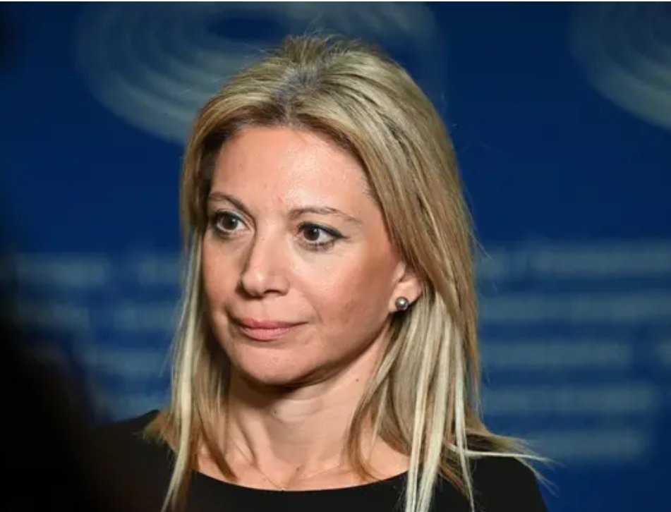 BazingaGR's tweet image. Πόσο πολύ τους ενοχλεί που στα 51 χρόνια της ψευτοδημοκρατίας τους...ο κόσμος για πρώτη φορά προτείνει τον δικό του υποψήφιο στο πρόσωπο της Μαρίας Καρυστιανού.