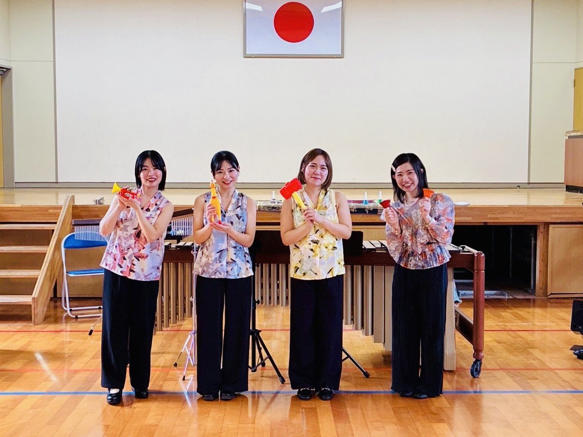 okoyonetan's tweet photo. 福岡の小学校で演奏させていただきました♪
めちゃくちゃ歌ってくれて盛り上がってくれて嬉しかったです☺️ https://t.co/VXMUGFu6id
