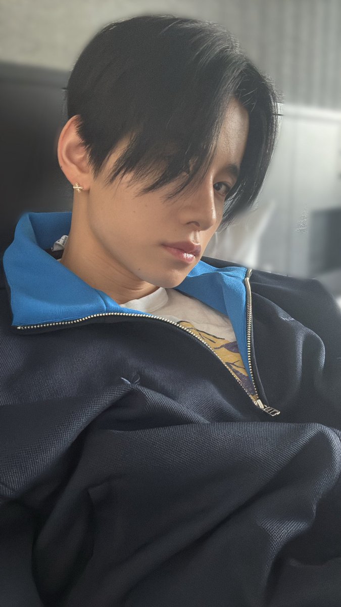 [#佐藤景瑚]
好きな食べ物はチーズバーガーのチーズ抜きです

#JO1 #KEIGO