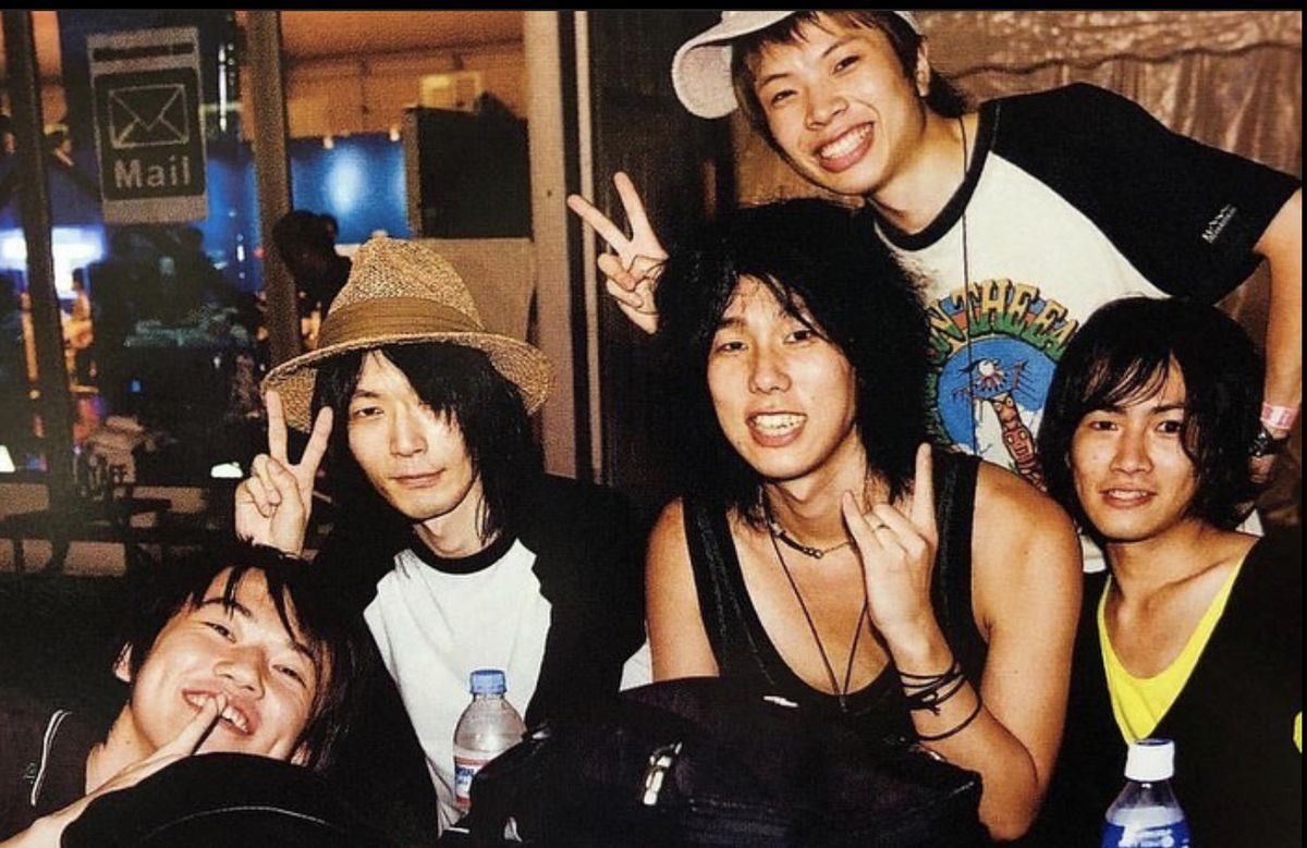 A子 / ユーリンチー全滅で絶望 tweet media