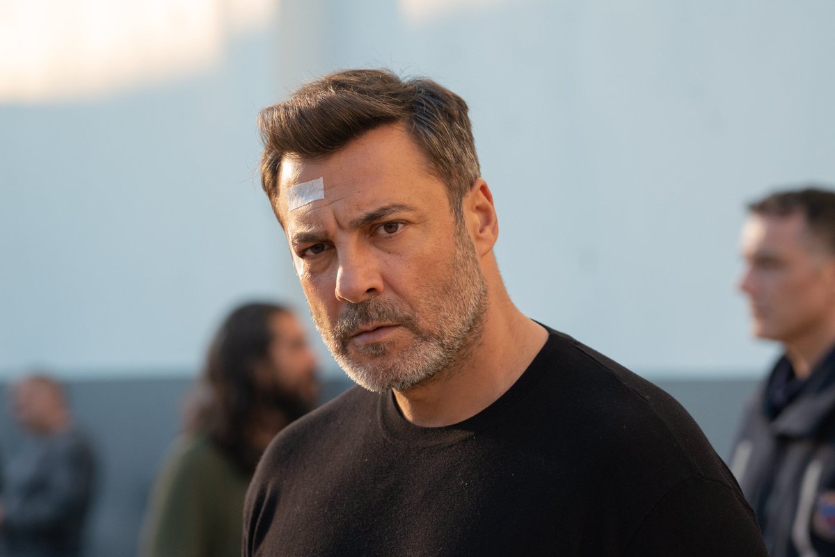 Yeni bölümden, #KıvMer.
Müjde Evrim Alasya, Barış Kılıç...
#KızılcıkŞerbeti