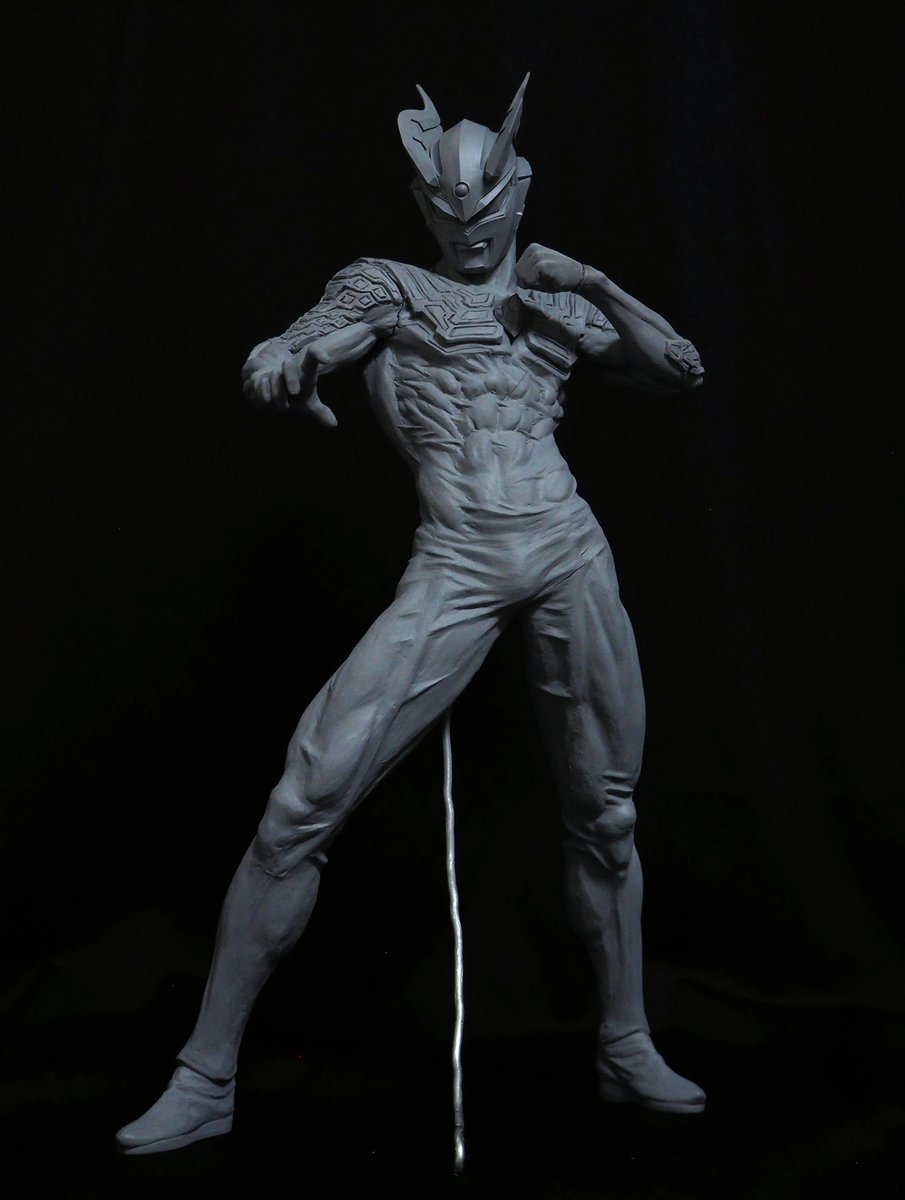 ワンフェスの本申請済ませたド～ン！！
新作「ウルトラマンゼロ」を含め計3体本申請を済ませました～（他2体は再出展）

これからがゴリゴリ作業(;´･ω･)
#WF2026冬　#ワンフェス2026冬　#ウルトラ怪獣ワンフェス