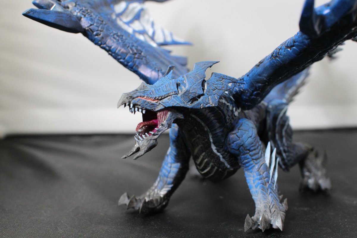 モンスターハンターフロンティアより 凶悪古龍ドゥレムディラを立体化