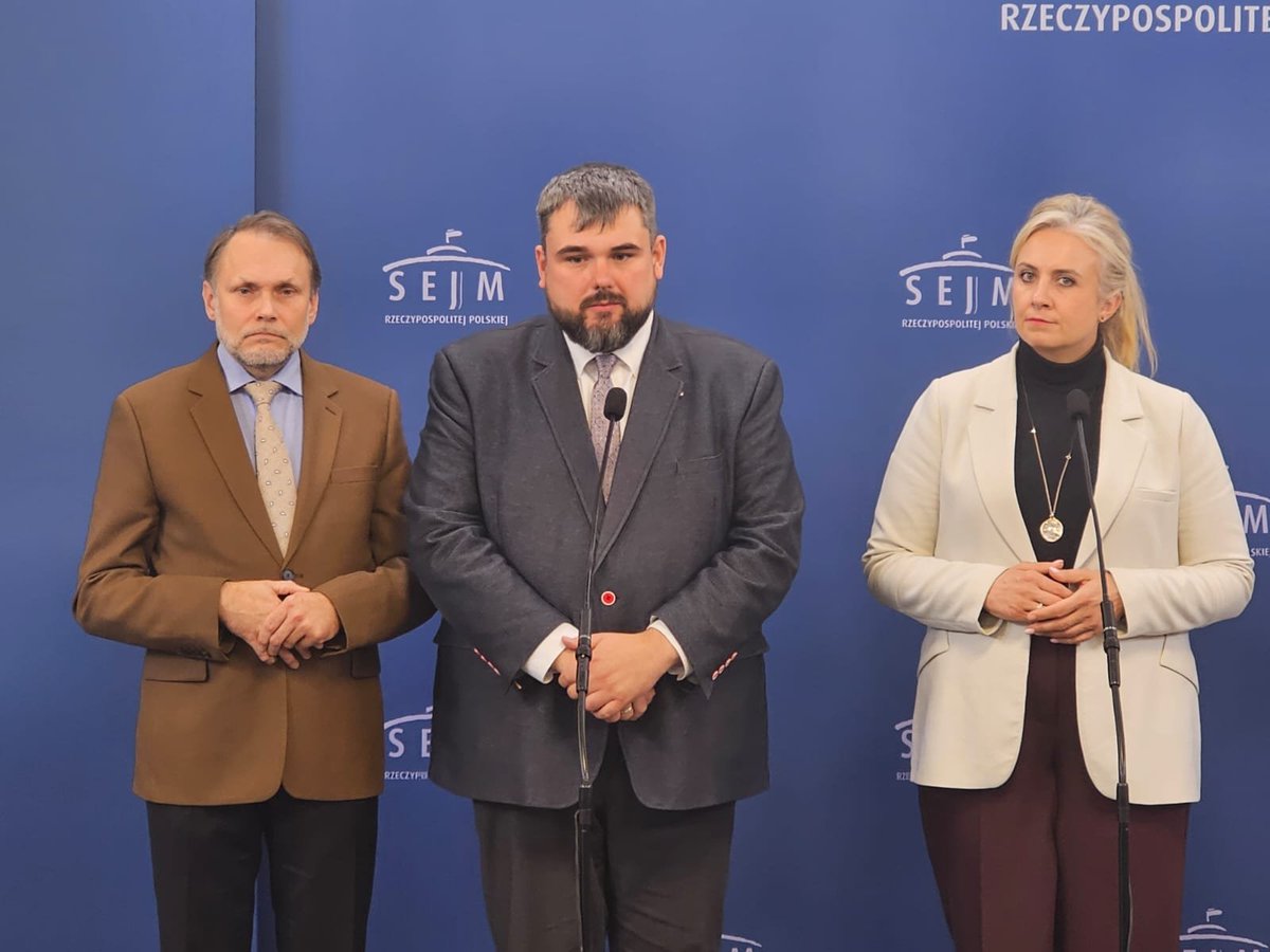 💬 Poseł PiS <a href="/PatrykWicher1/">Patryk Wicher</a>: Koalicja Odczłowieczenia polskiej ochrony zdrowia, bo system zagubił zdolność empatycznego wczuwania się w potrzeby pacjentów. Mamy problemy z problemami lekowymi. Walczy się tam, gdzie nie powinno się walczyć. Walczy się ze studentami kierunków