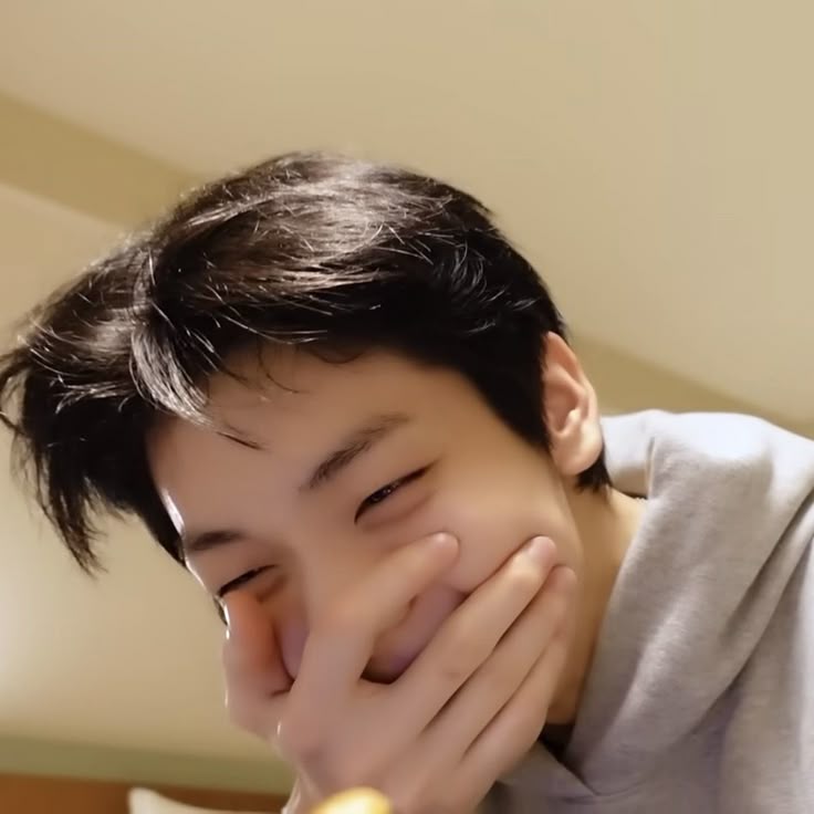 weeb__za's tweet photo. AAA ga terasa udah abis😩🤍🤍 sayang soobin dan yeonjun banyak banyak😭🕺🤍🤍🤍🤍 https://t.co/l1xsiiM6mg