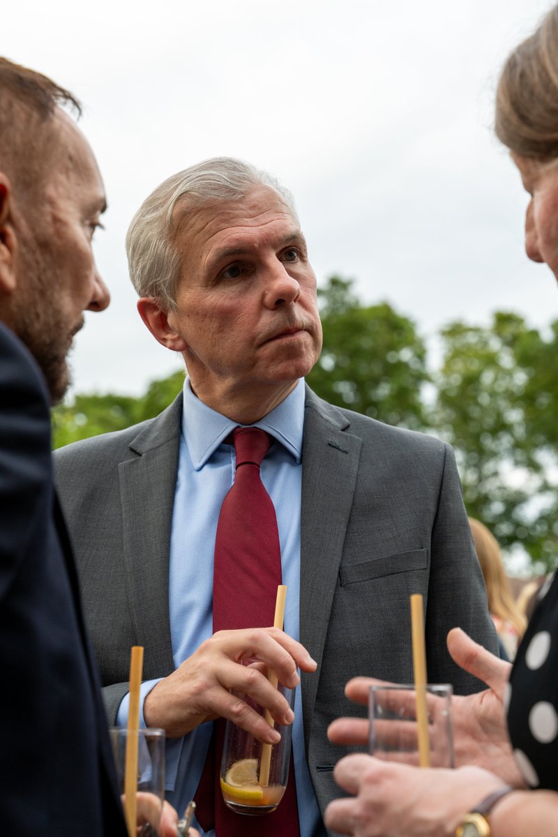 HSheriffCambs's tweet image. I am honoured to recognise Jonathan Jelley MBE JP for his outstanding leadership and voluntary service to Cambridgeshire &amp;amp; Peterborough. His dedication to our community inspires us all. 

#ThankYou #Volunteering #Gratitude