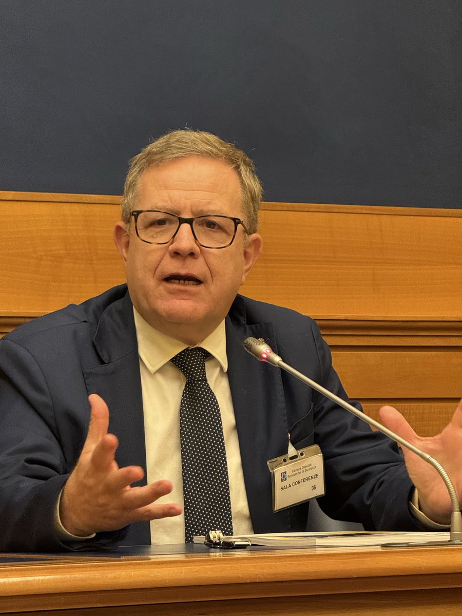 “Vogliamo continuare l’azione dei corsi gratuiti di italiano per migranti con altri progetti e attività” afferma il Vicesegretario generale <a href="/AVincenzoni/">andrea vincenzoni</a> presentando il progetto “Roma-Rovigo: il potere della lingua italiana, il valore dell'inclusione” ora a @montecitorio.