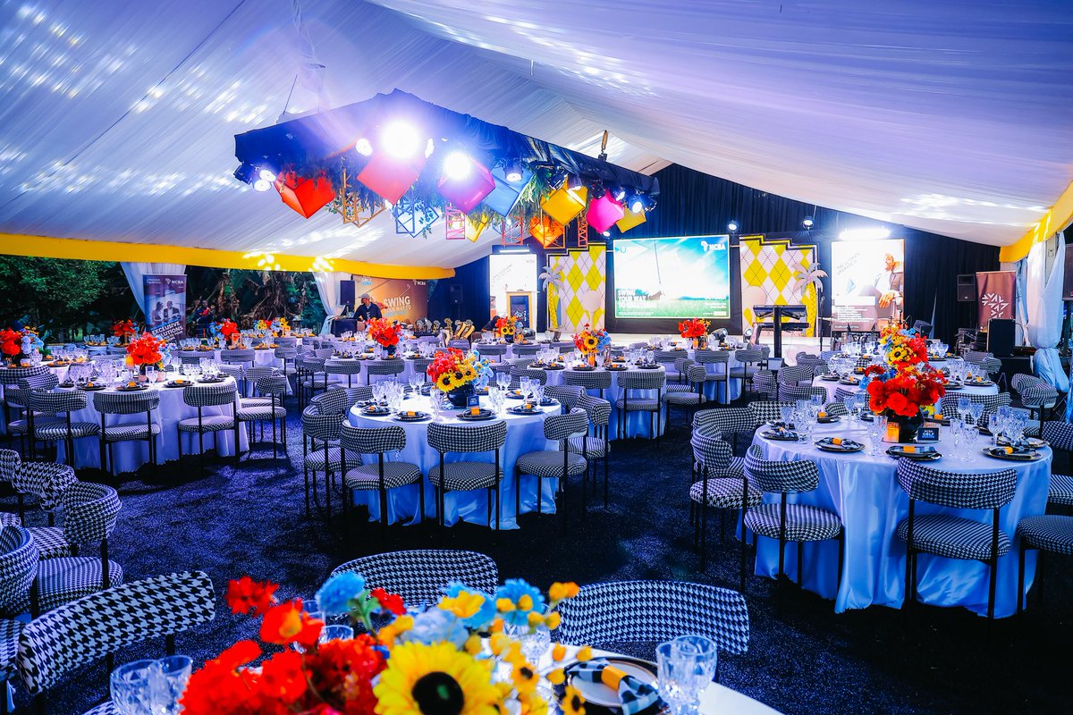 @AshtonEvents tweet media