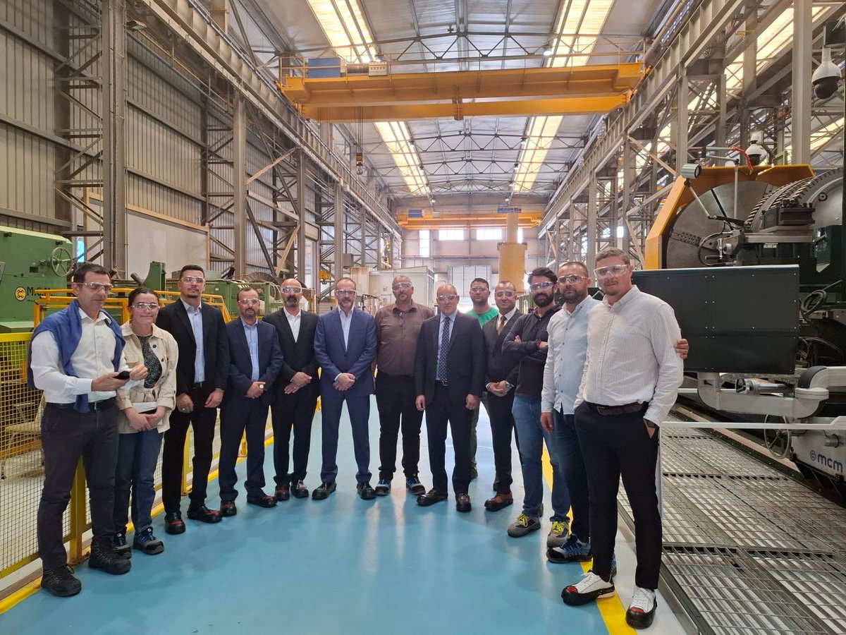 Our <a href="/JohnCraneInc/">John Crane</a> team is committed to driving reliability, efficiency &amp; energy security worldwide. During a recent visit to Algeria, John Crane President Ruben Álvarez met with BHGE Services &amp; ALGESCO Spa to discuss how to strengthen local service capabilities. #ProudToBeSmiths
