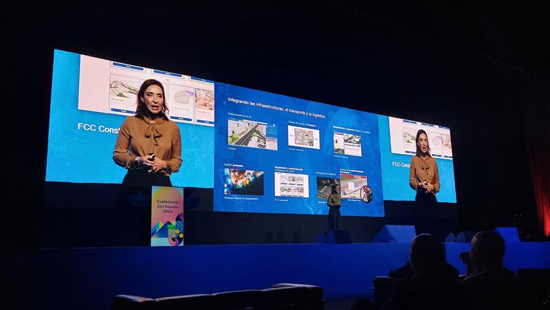 ¡Comienza la #CEsri25! 

La visión de Esri España - Integrando todo, en todas partes.
Ángeles Villaescusa - CEO - Esri España