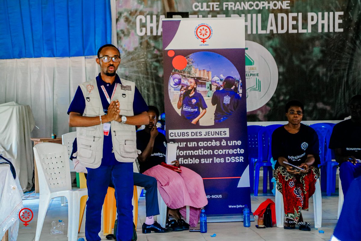 Initiative des jeunes filles en action tweet media