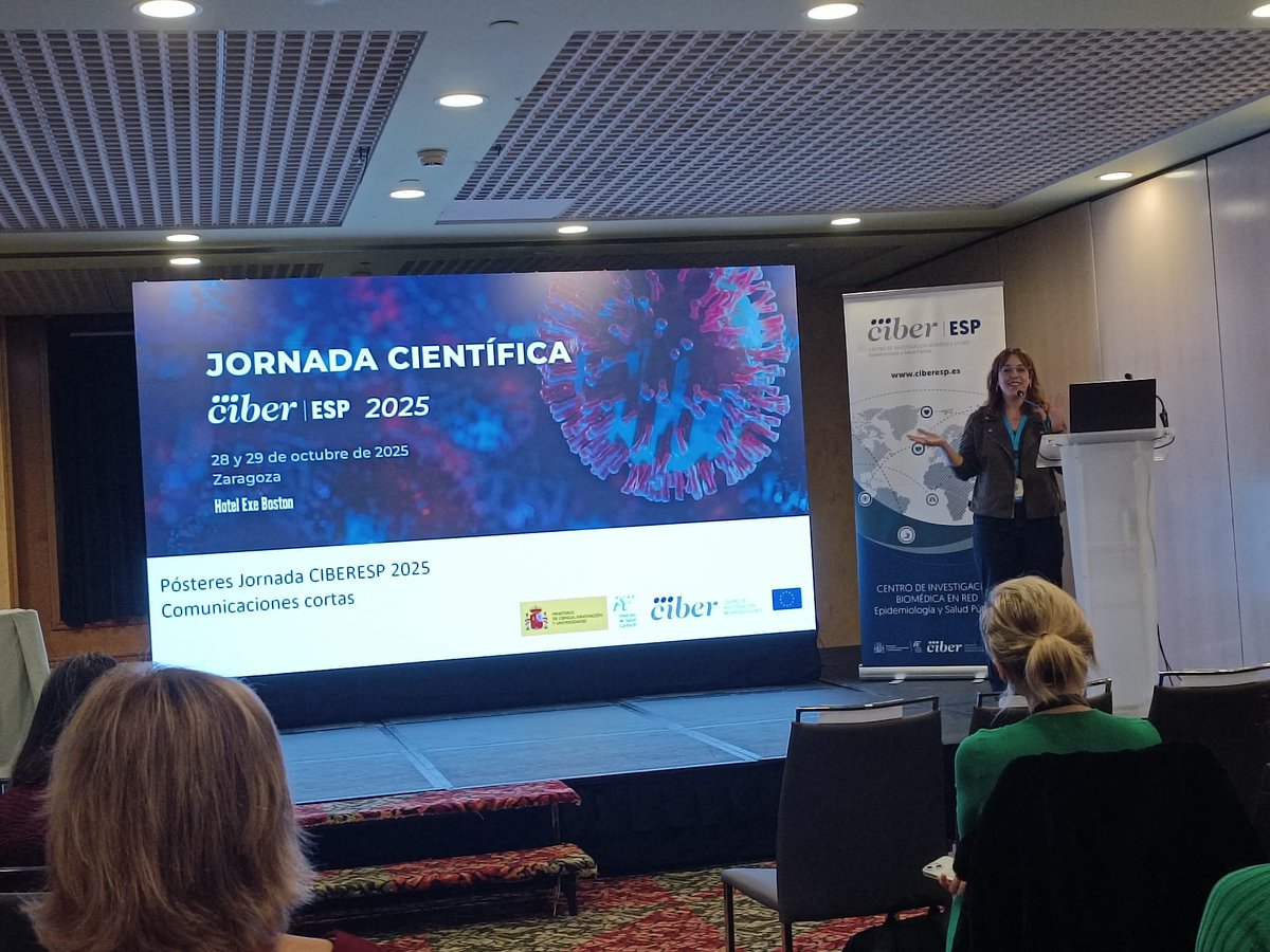 📢Presentes en la Jornada Científica CIBERESP 2025. Nuestra investigadora <a href="/Merce_Soler/">Mercè Soler</a>  presentando Póster #jornadaciberesp2025 <a href="/CIBER_ISCIII/">CIBER ISCIII</a> <a href="/IRSJD_info/">Institut de Recerca Sant Joan de Déu</a>