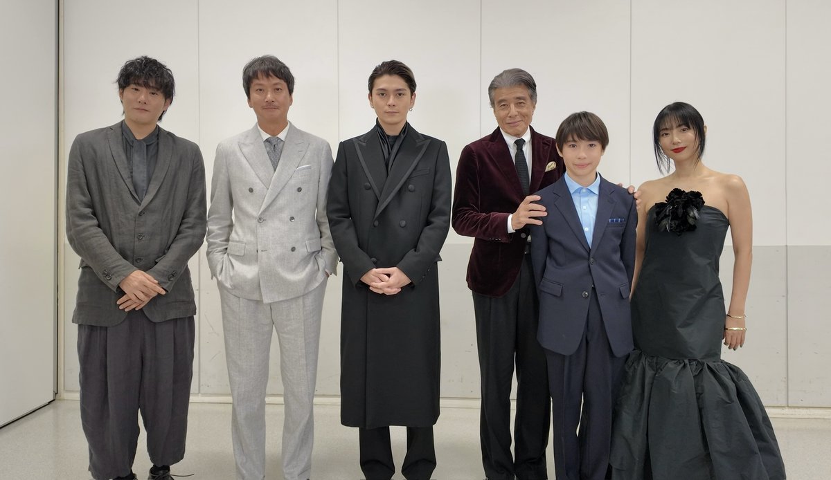 minato_hikari_'s tweet image. 東京プレミアイベント 終了✨

ご来場の皆さん、ありがとうございました！

登壇の皆さんで📸

映画『#港のひかり』11.14(金) ❅
#舘ひろし #眞栄田郷敦 #尾上眞秀 #椎名桔平 #MEGUMI #藤井道人 監督