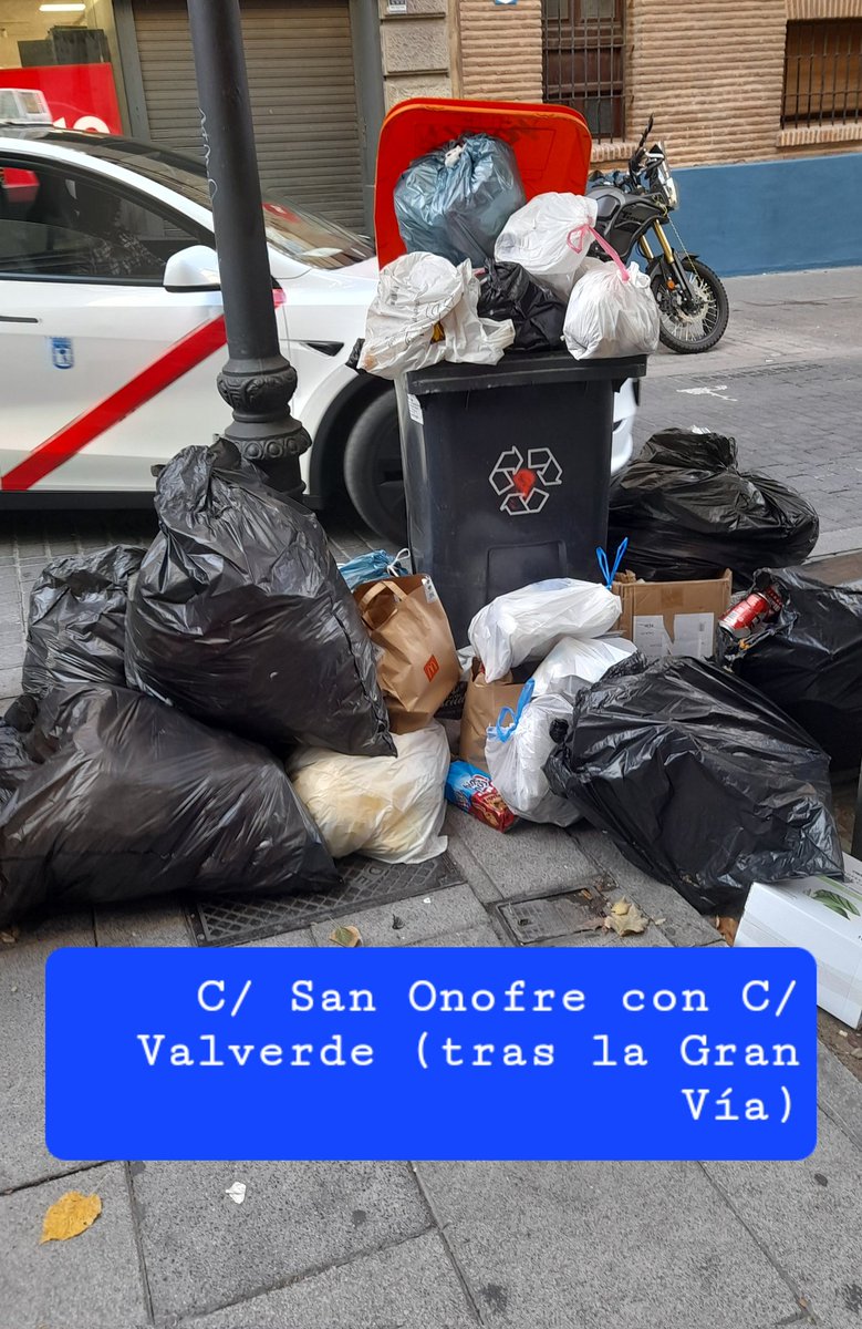 RubiaDynamite's tweet photo. Viva el munícipe por antonomasia!
¡Sr. alcalde, todos somos contingentes pero tú eres necesario!
(Bendito D. José Luis Cuerda 🎬✨️)
-En  Espíritu Santo comenzó el adoquinado en julio.
-La basura  a dispsición 24/7 
(Maldito José Luis... 🤬)
#SOSMalasaña 
#SOSMadrid https://t.co/AlbZsy4jId
