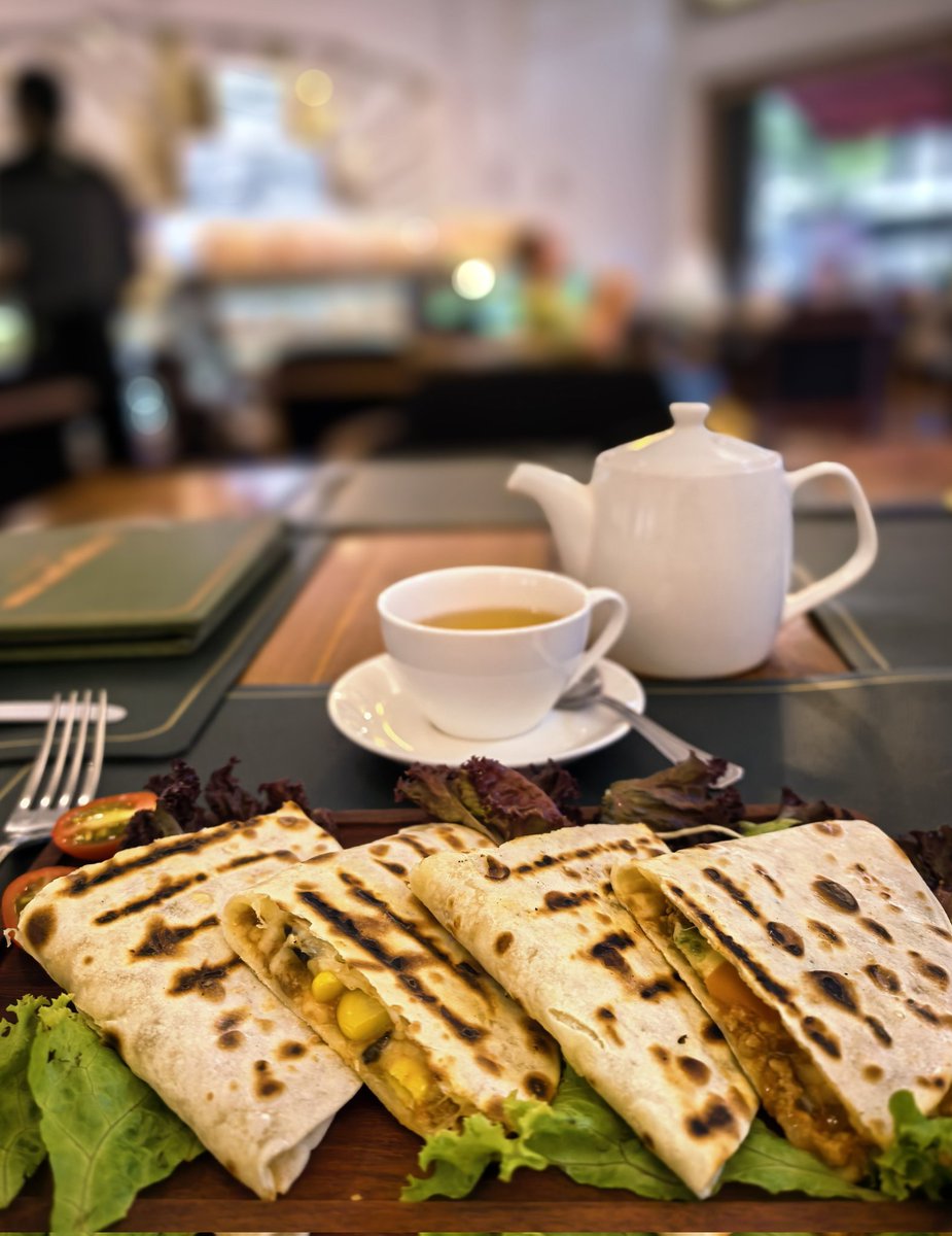 arr_ant's tweet image. Coffee time ....